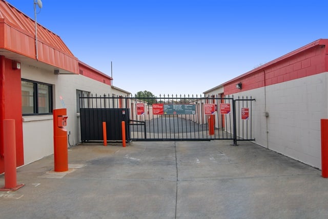 Public Storage  7921 South Blvd in Charlotte, NC