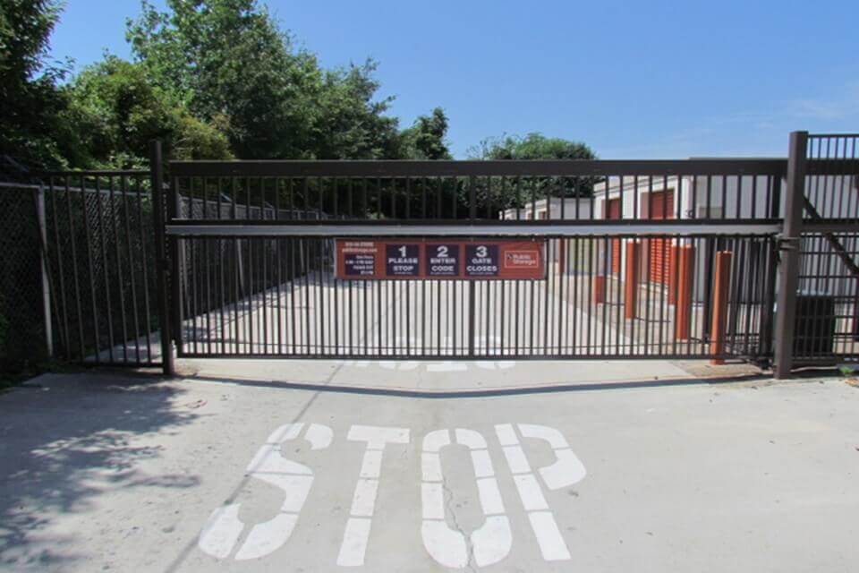 Public Storage  3500 Maitland Drive in Raleigh, NC