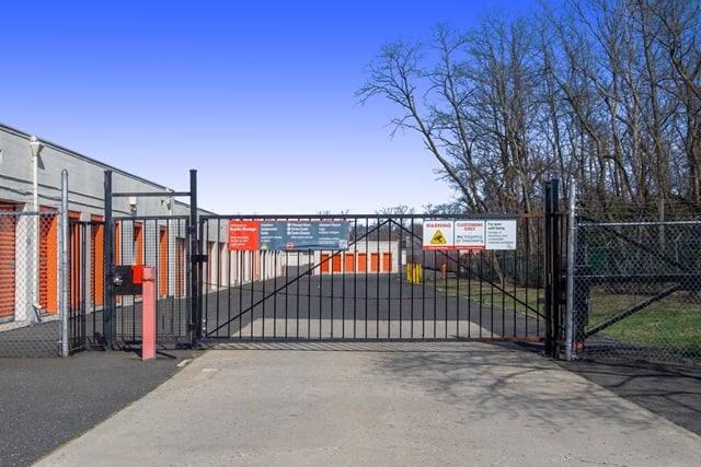 Public Storage  341 Highway 35 in Eatontown, NJ