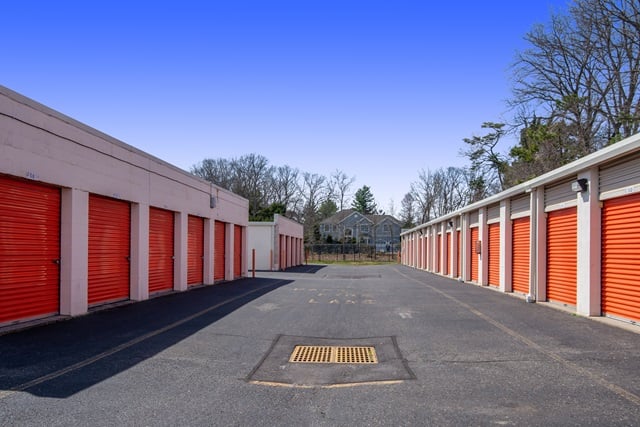 20×10 Public Storage: Garage in Howell, NJ 1070 US Hwy 9 Howell, New Jersey 2