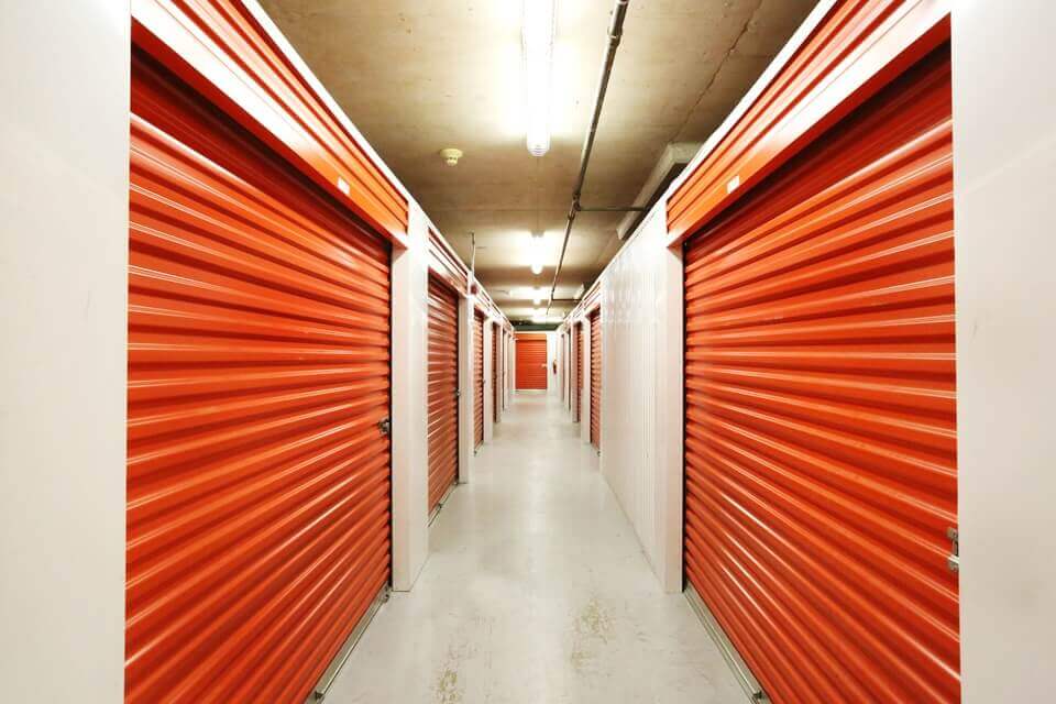 15×8 Parking Lot in Honolulu, HI 2888 Waialae Ave Honolulu, Hawaii 2