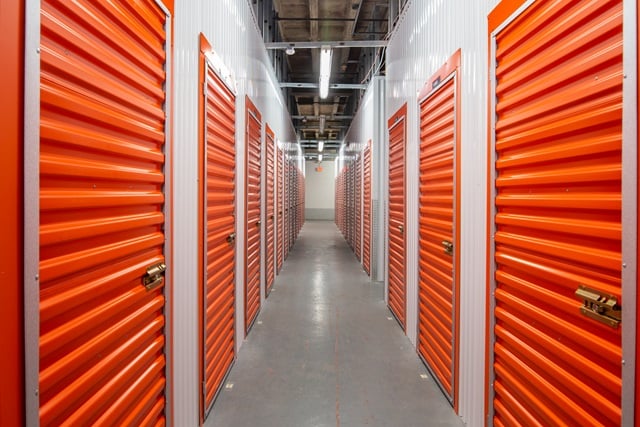 Public Storage in Arlington, VA  398 Long Bridge Drive 2