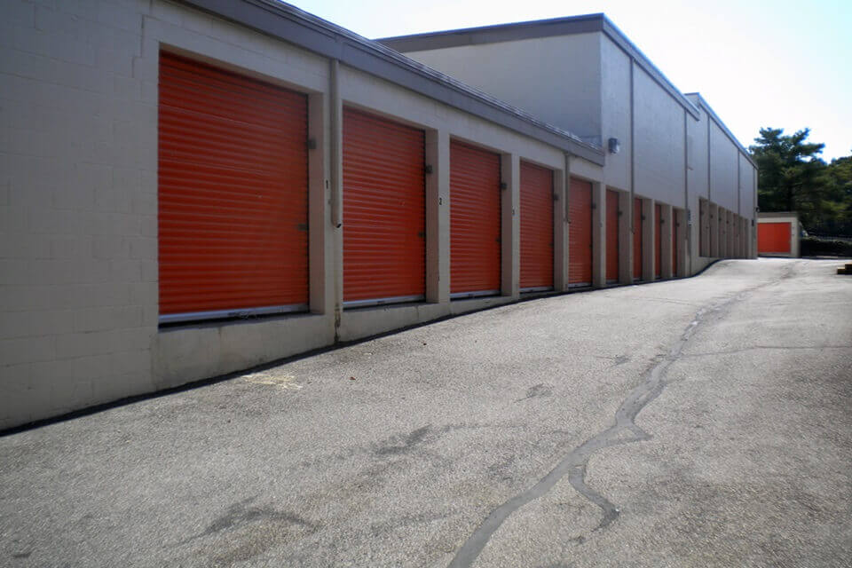 20×10 Public Storage: Parking Lot in Lorton, VA 9915 Richmond Highway Lorton, Virginia 2