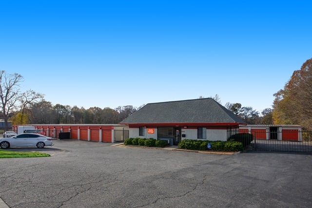 20 x 10 Public Storage: Self Storage Unit in Gastonia, North Carolina