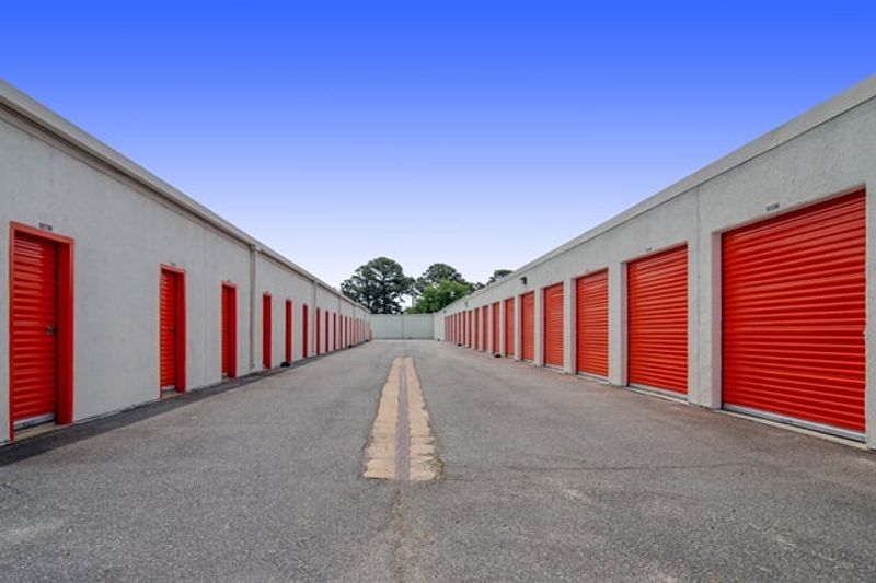 Property 1045 image number 1