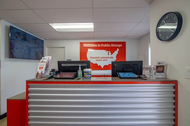 Property 1045 image number 2