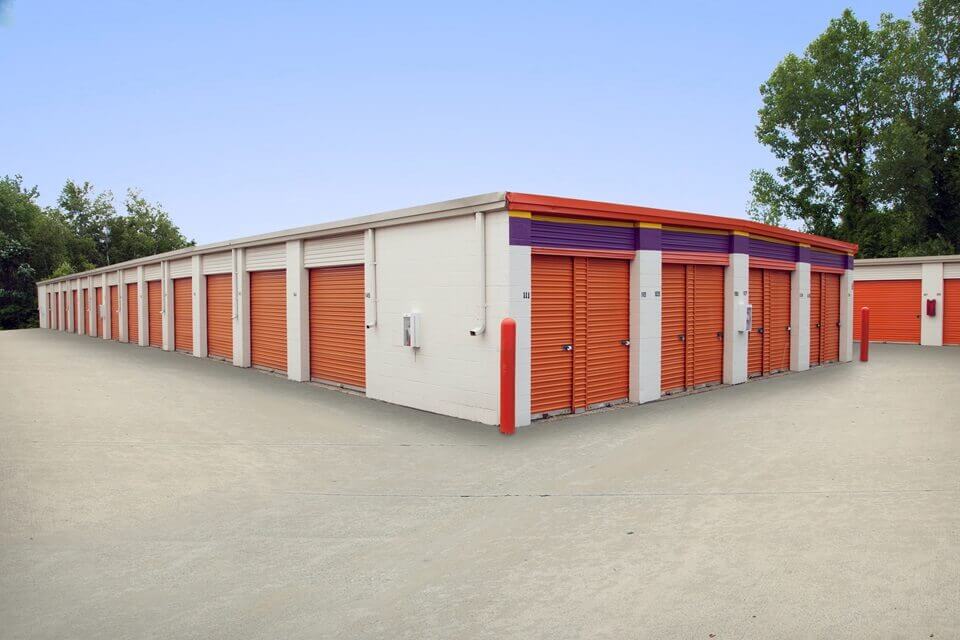 10×10 Public Storage: Self Storage Unit in Southington, CT 100 Spring Street Southington, Connecticut 2