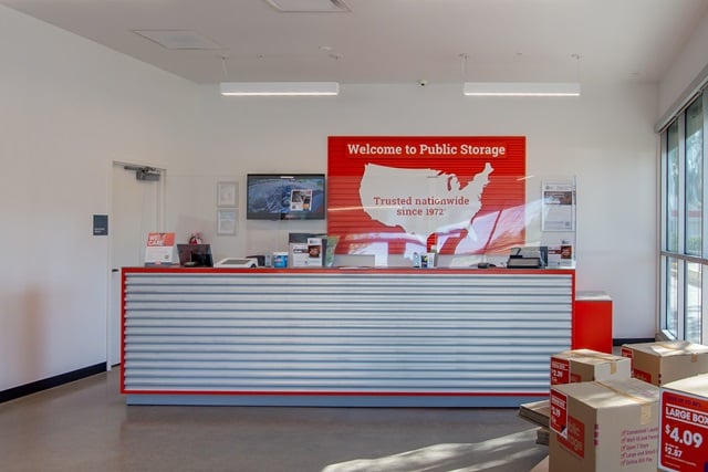 Property 1055 image number 2