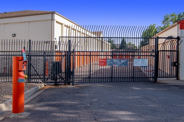 Public Storage  15600 E Mississippi Ave in Aurora, CO