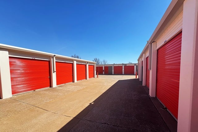 Property 1060 image number 1