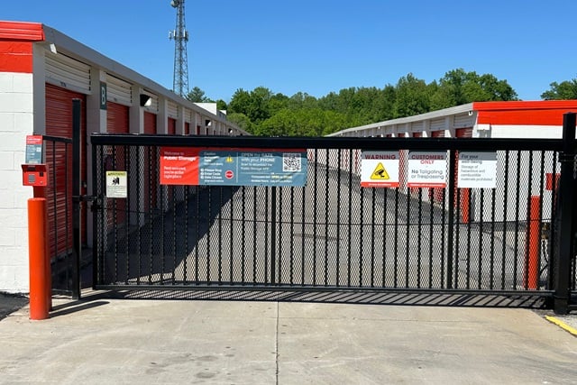 Public Storage  4127 Bardstown Road in Louisville, KY