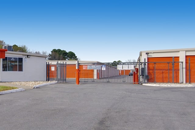 Public Storage  3380 Holland Road in Virginia Beach, VA