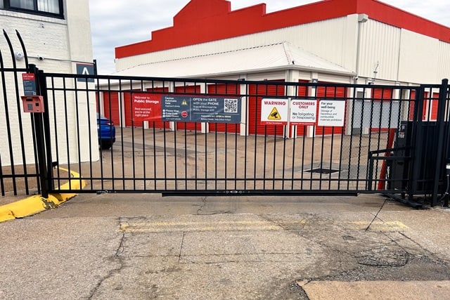 Public Storage  2211 Barrett Station Road in Ballwin, MO