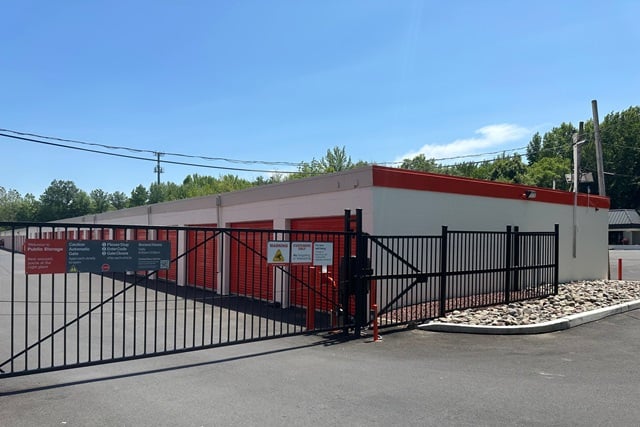 Public Storage  1861 Old Cuthbert Road in Cherry Hill, NJ