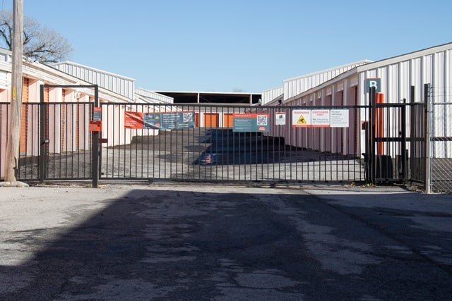 Joplin, MO, SelfStorage Near 2629 S Range Line 18447264531 I