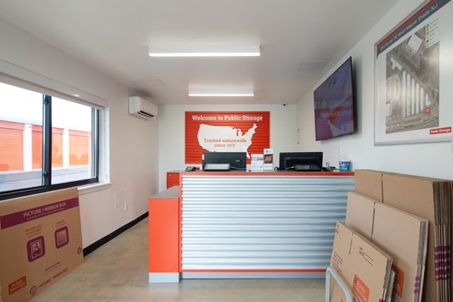 Property 1097 image number 2