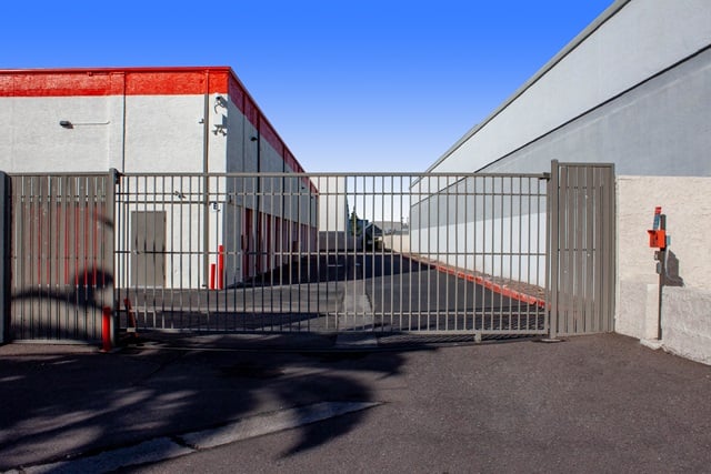 Public Storage  1910 E Broadway Rd in Tempe, AZ