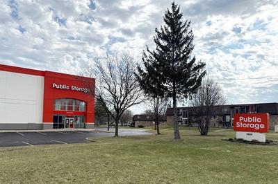 Property at 29125 - HanoverPark/Elgin O'Hare/Lake           