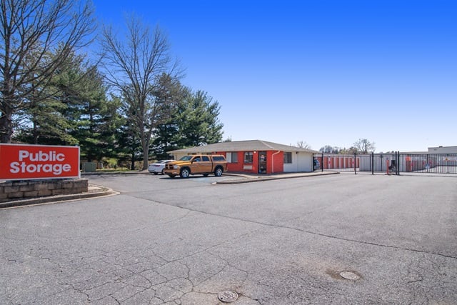 20×10 Public Storage: Self Storage Unit in Frederick, MD 396 Prospect Blvd Frederick, Maryland