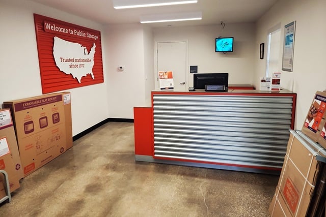 Shawnee, KS, SelfStorage Near 6855 Hedge Lane Terrace 18447264531