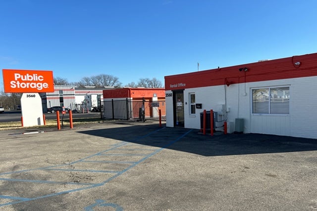 25 x 10 Public Storage: Self Storage Unit in Dayton, Ohio