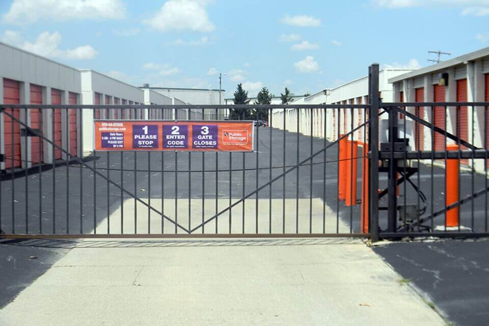 Public Storage  4021 Marlane Dr in Grove City, OH