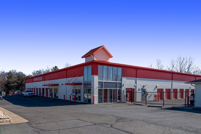 20×10 Public Storage: Parking Lot in Herndon, VA 2921 Centreville Road Herndon, Virginia