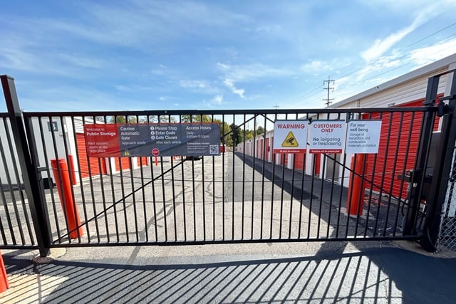 Public Storage  6010 Dixie Highway in Fairfield, OH