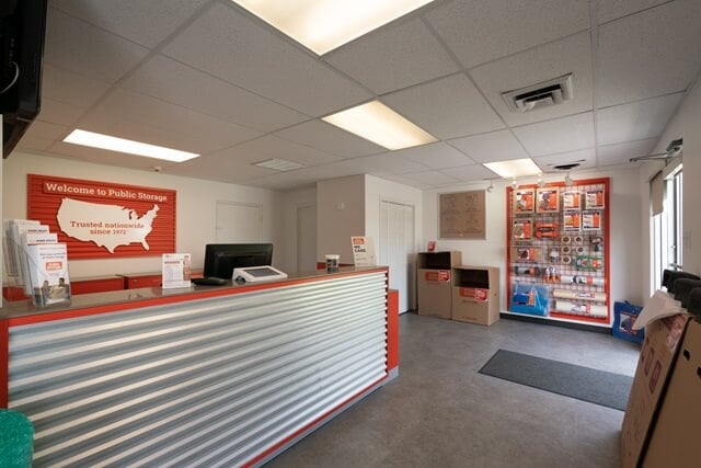 Property 1172 image number 2