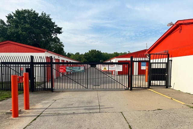 Public Storage  8651 E Washington St in Indianapolis, IN