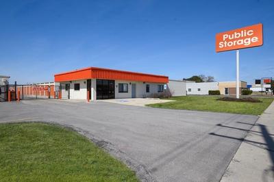 Property at 26401 - Bensenville/York - IrvingPk Rd          