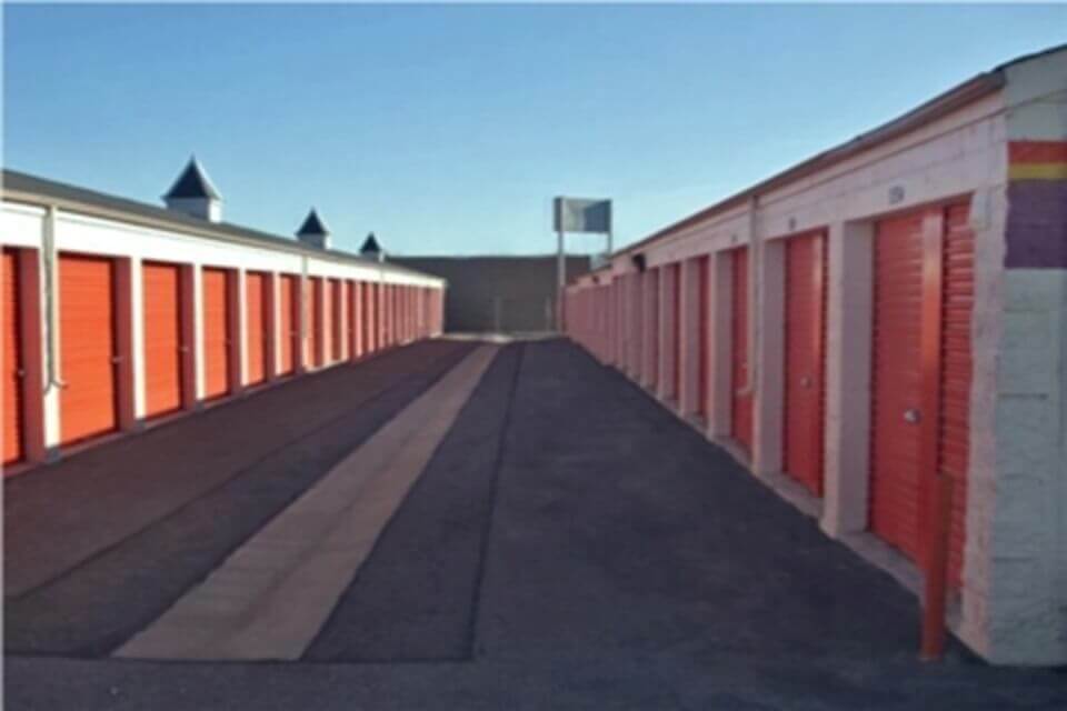 30×10 Self Storage Unit in Longmont, CO 2331 Wedgewood Ave Longmont, Colorado 2