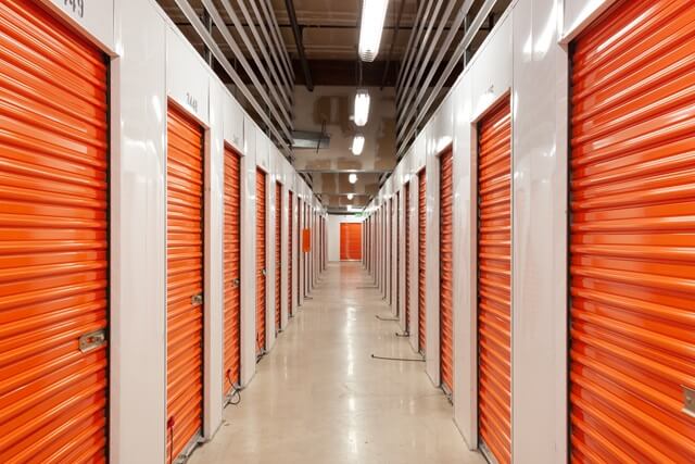 Public Storage in Los Angeles, CA  6840 Santa Monica Blvd 2