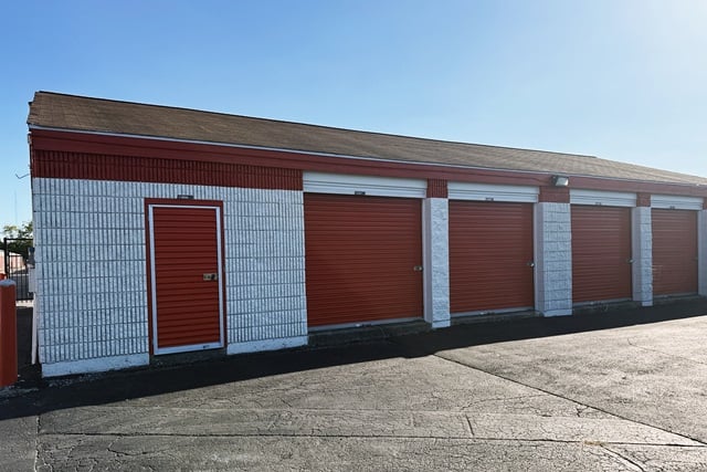 Property 1200 image number 1