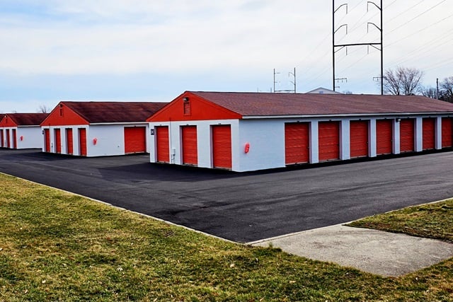 20×10 Public Storage: Garage in Tinton Falls, NJ 950 Shrewsbury Ave Tinton Falls, New Jersey 2