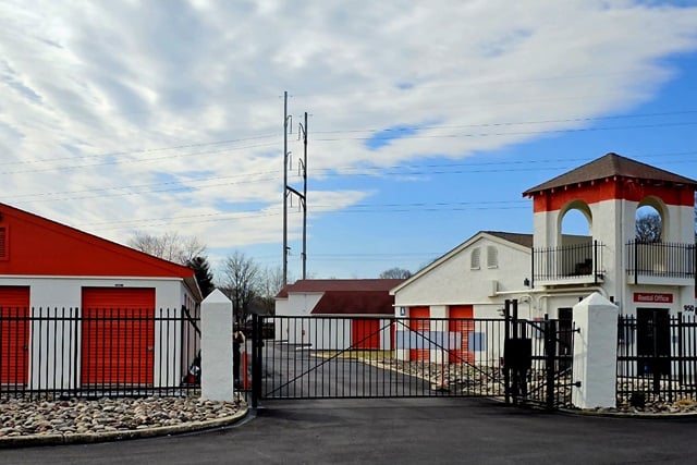 Public Storage  950 Shrewsbury Ave in Tinton Falls, NJ
