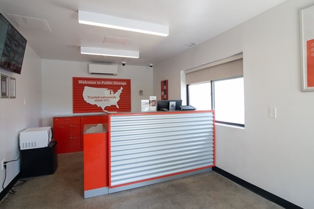 Property 1208 image number 2