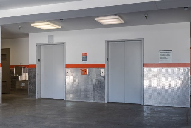 Self Storage Unit in Los Angeles, California 3