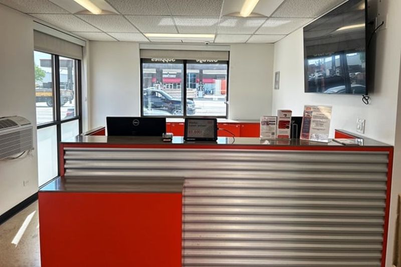 Property 1210 image number 2