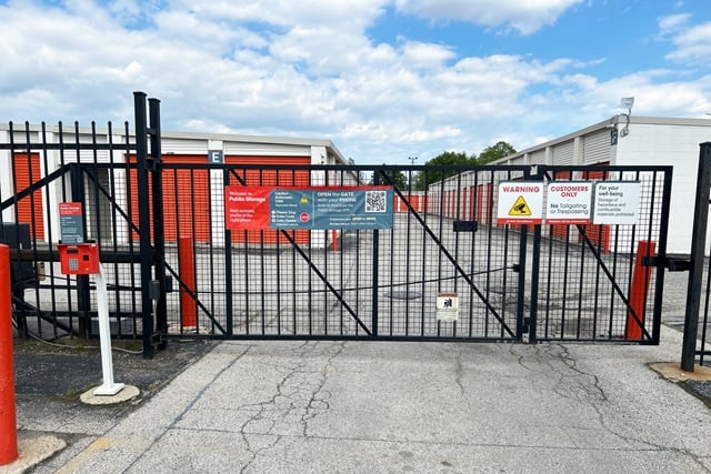 Public Storage  5901 S Harlem Ave in Summit Argo, IL