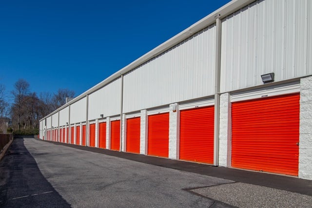 15×8 Public Storage: Parking Lot in Lake Ronkonkoma, NY 363 Portion Road Lake Ronkonkoma, New York 2