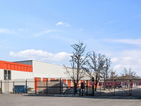 Public Storage  8625 Waukegan Road in Morton Grove, IL