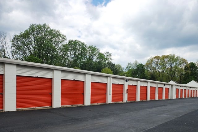 20×10 Public Storage: Garage in Middletown, NJ 626 Highway 35 Middletown, New Jersey 2