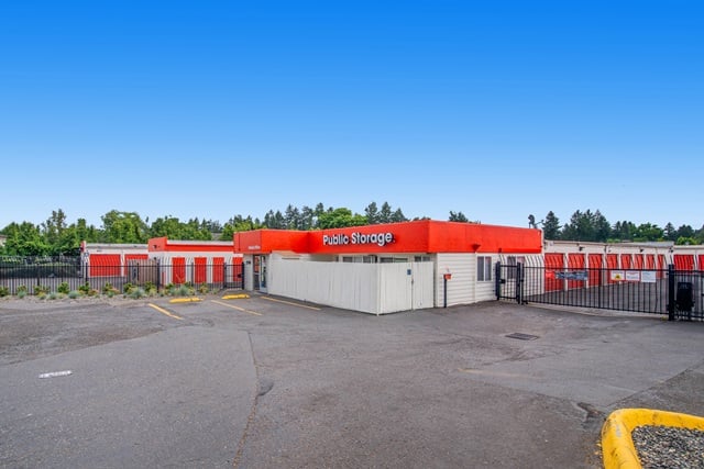 10×20 Parking Lot in Gresham, OR 2190 NW Burnside Rd Gresham, Oregon