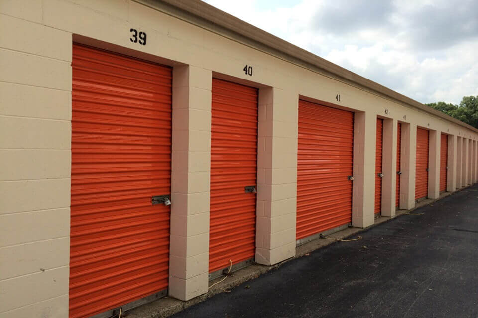 20×10 Public Storage: Parking Lot in Indianapolis, IN 5505 Elmwood Ave Indianapolis, Indiana 2