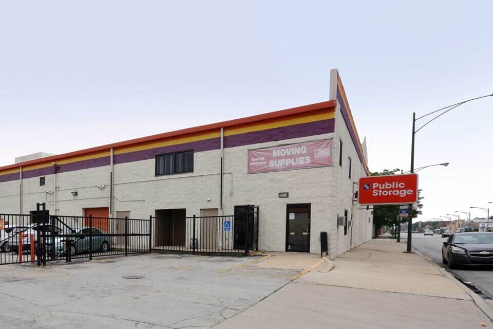 30 x 10 Self Storage Unit in Chicago, Illinois