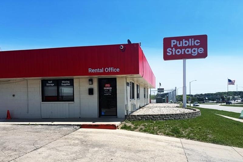 Milwaukee, WI, Self-Storage Units Near 8824 W Brown Deer Road | Public Storage Milwaukee, WI, Self-Storage Units Near 8824 W Brown Deer Road | Public Storage