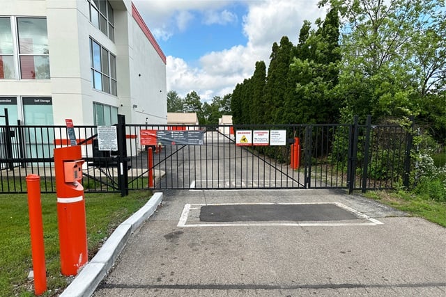 Property 1252 image number 3