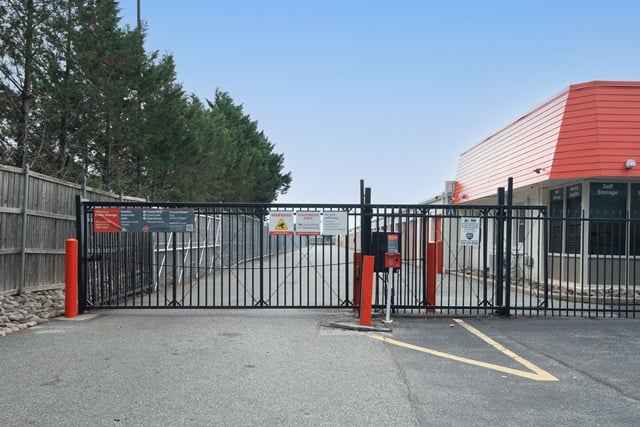 Self Storage Units Near 653 Jefferic Blvd at Public Storage Dover