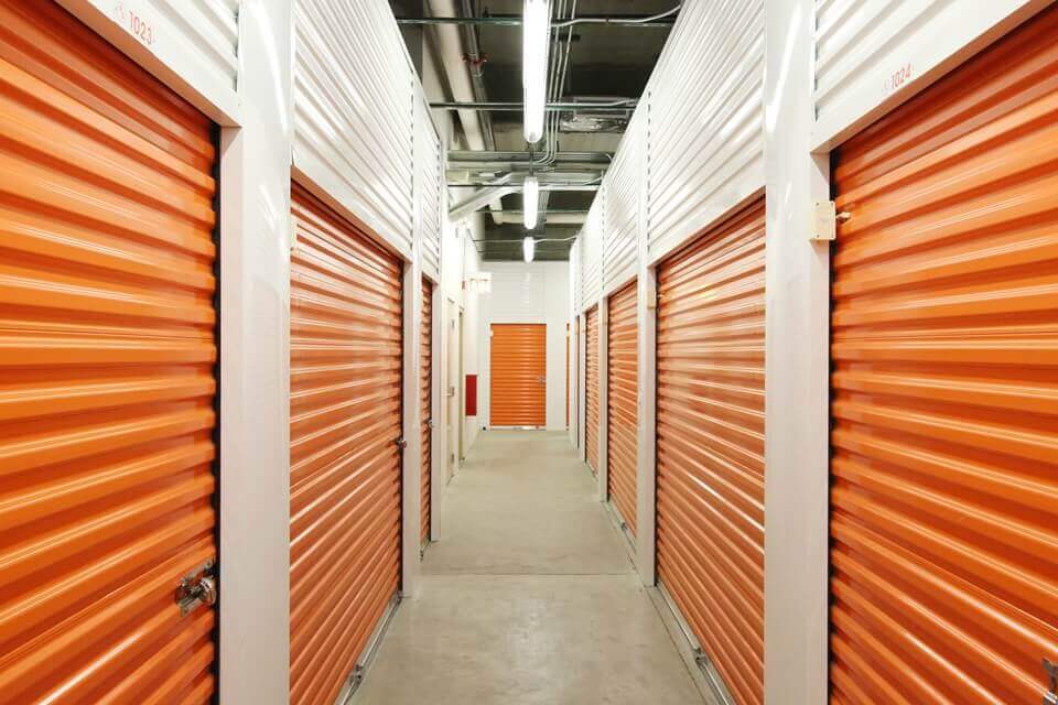 Public Storage in Chicago, IL  362 W Chicago Ave 2